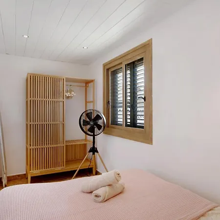 Отель Oleandra Адехе